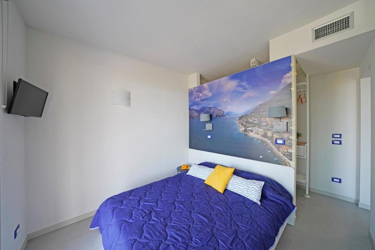 Gardaliva Blue Studio 3 Manerba del Garda Exteriér fotografie